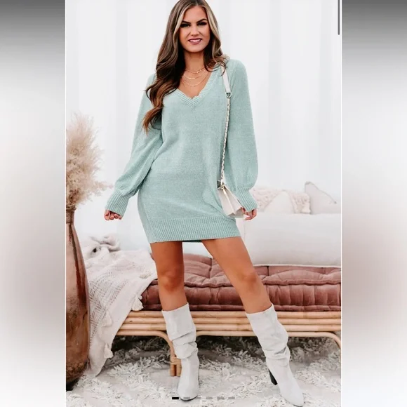 Aspen Autinhs Chanille long sleeve sweater dress - Picture 5 of 10